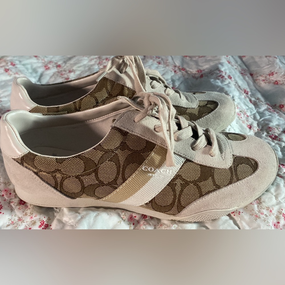 Coach shoes sneakers Gently used 8.5